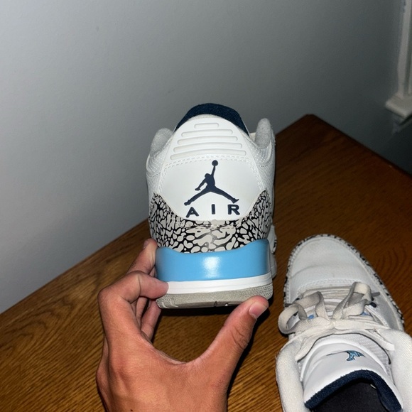 Jordan 3 University Blue - Picture 8 of 9